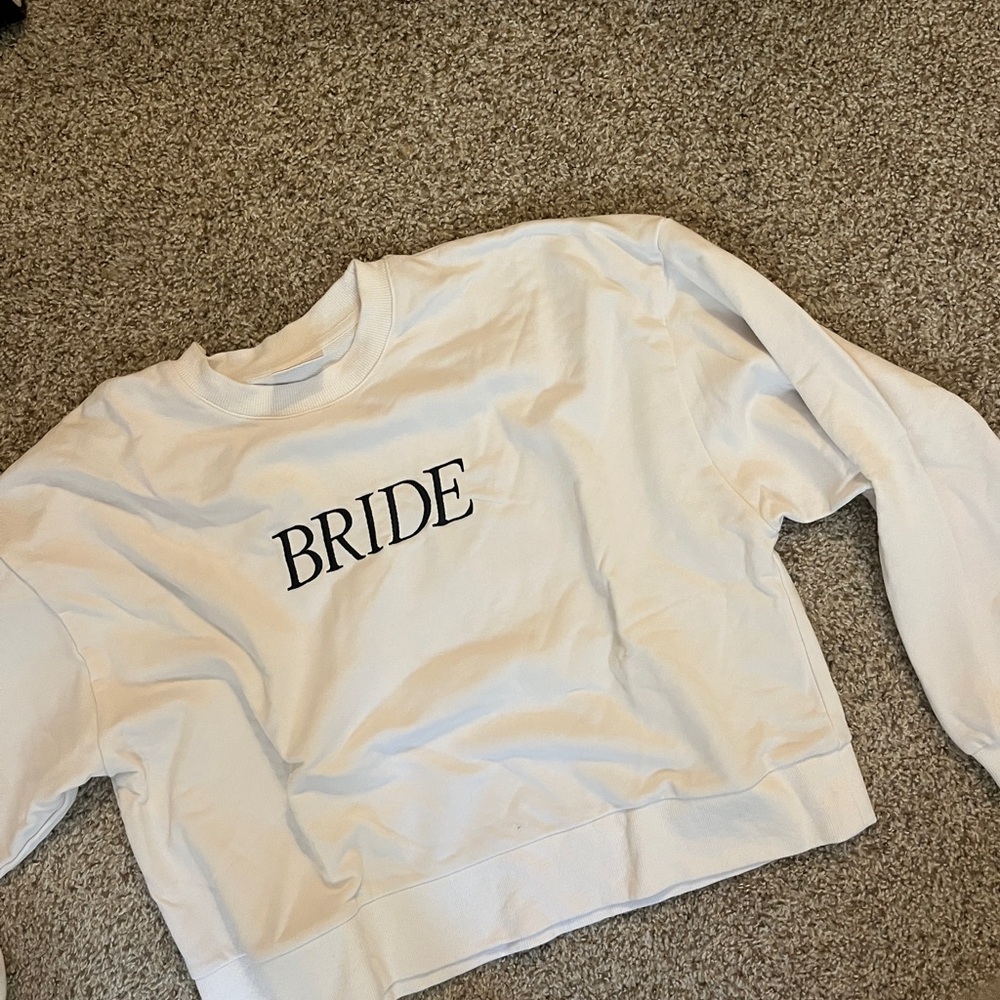 Bride sweatshirt XO Fetti